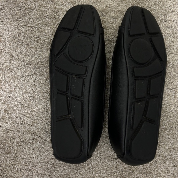 Michael Kors Black Ballet Flats with Gold Logo - Size 8.5 - Picture 4 of 4